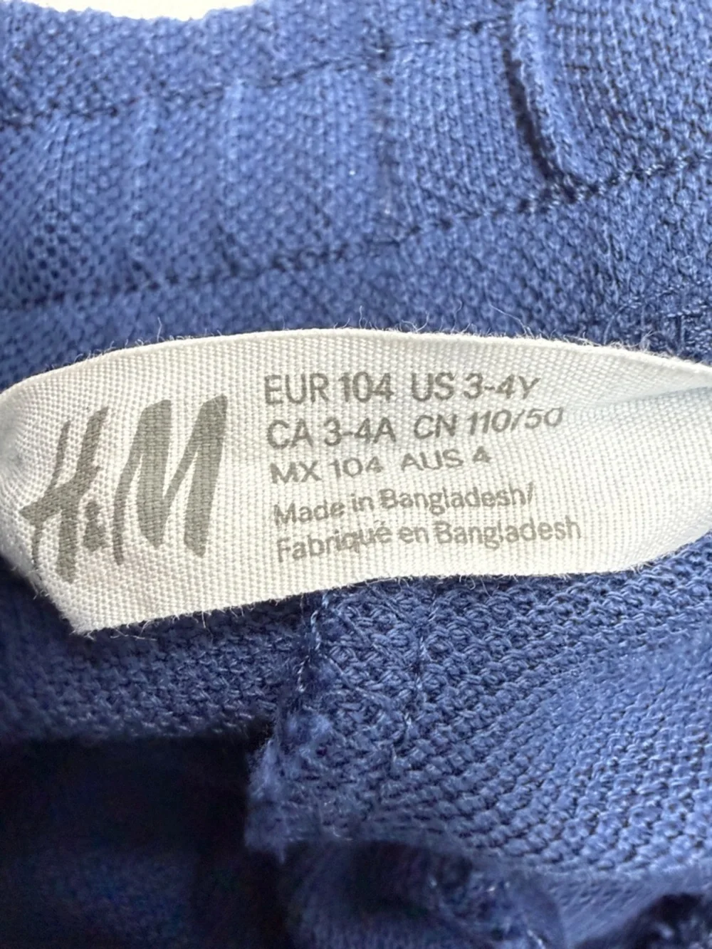 H & M Classic Kids Navy Sweatpants/Joggers with 'A' Patch size 3-4 with pockets